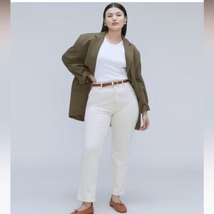 Everlane curvy cheeky Jean